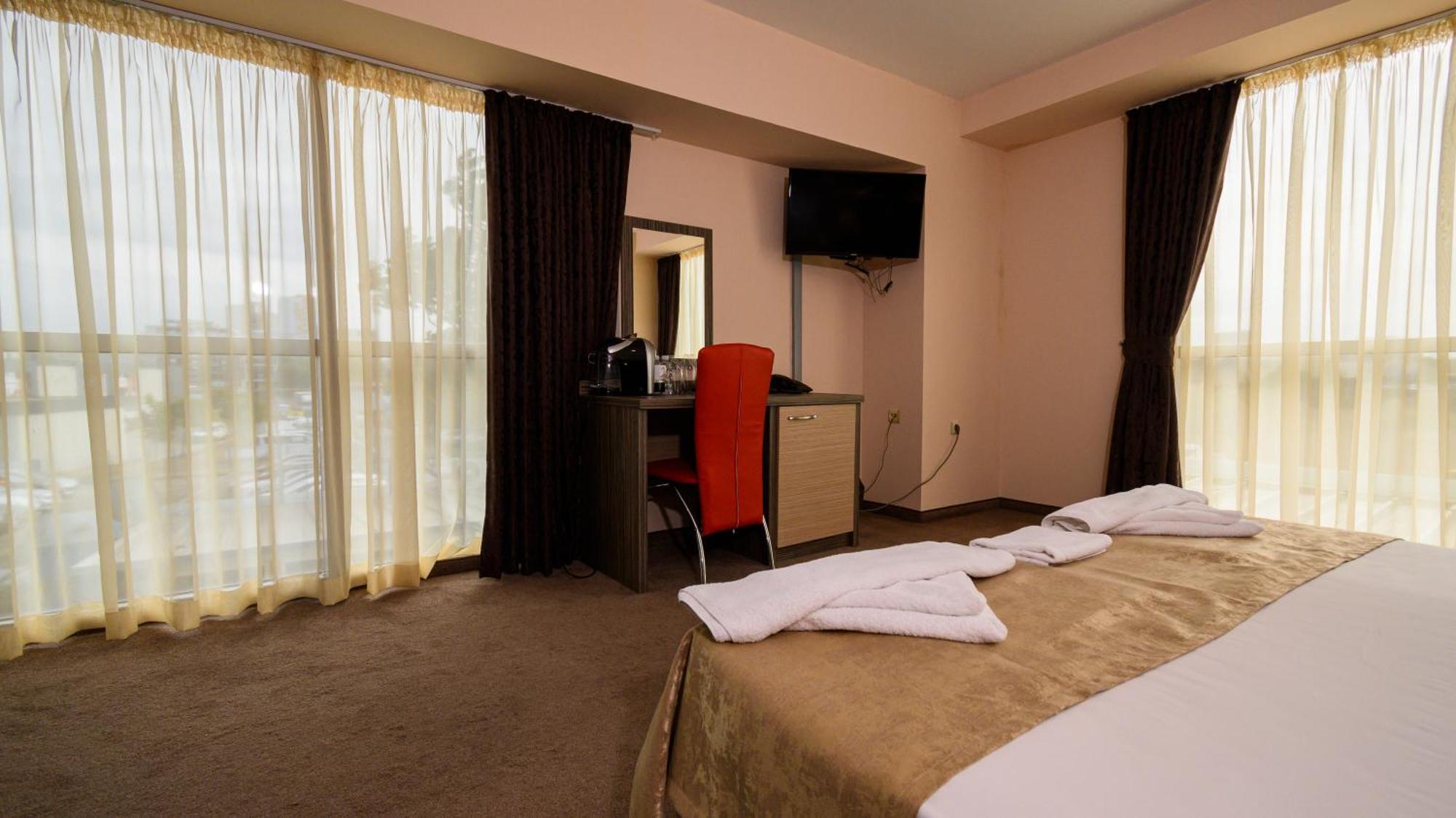 Hotel City Burgas by Eksteriør bilde